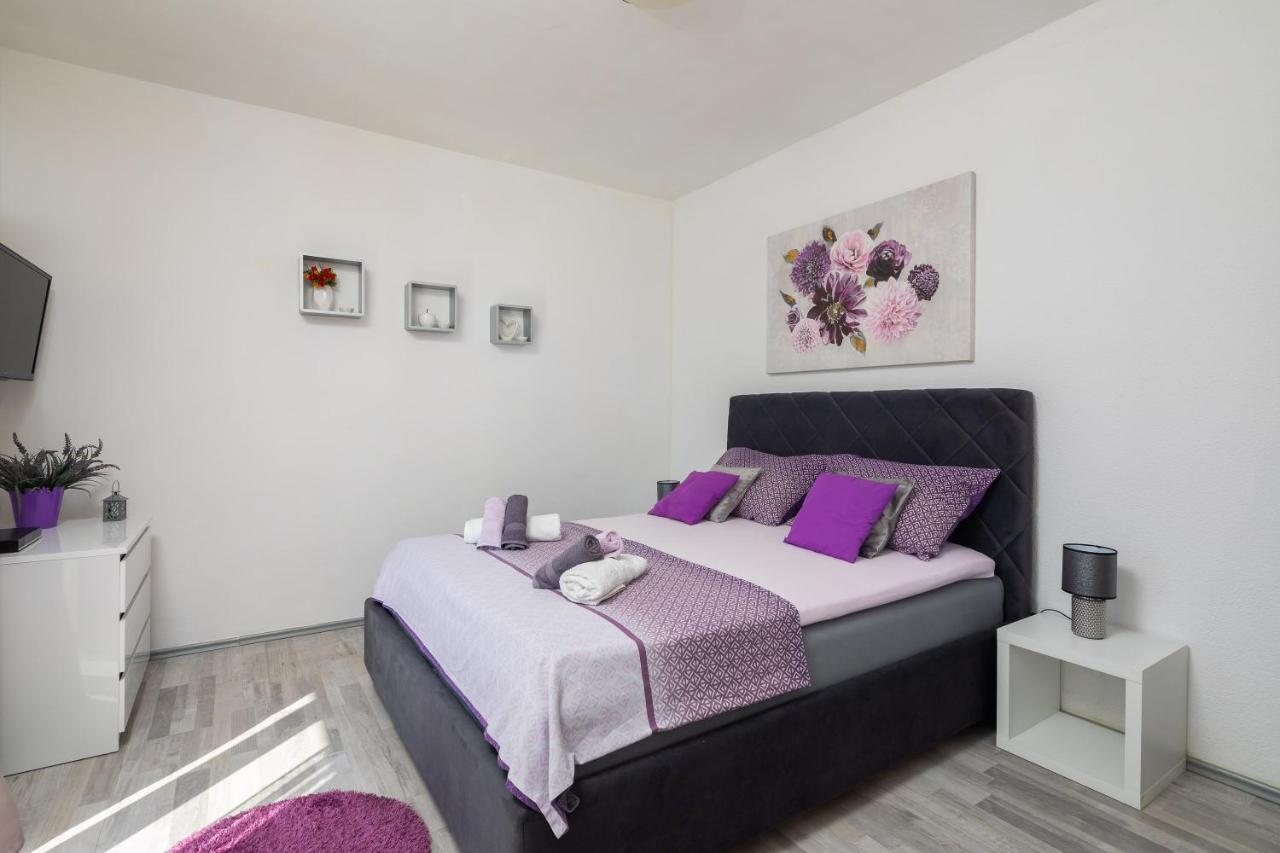 Sky Way Apartments Dugi Rat Exterior foto