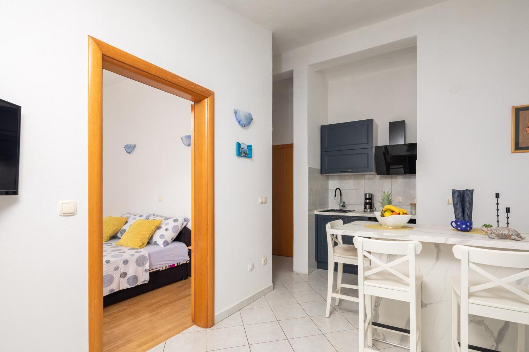 Sky Way Apartments Dugi Rat Exterior foto